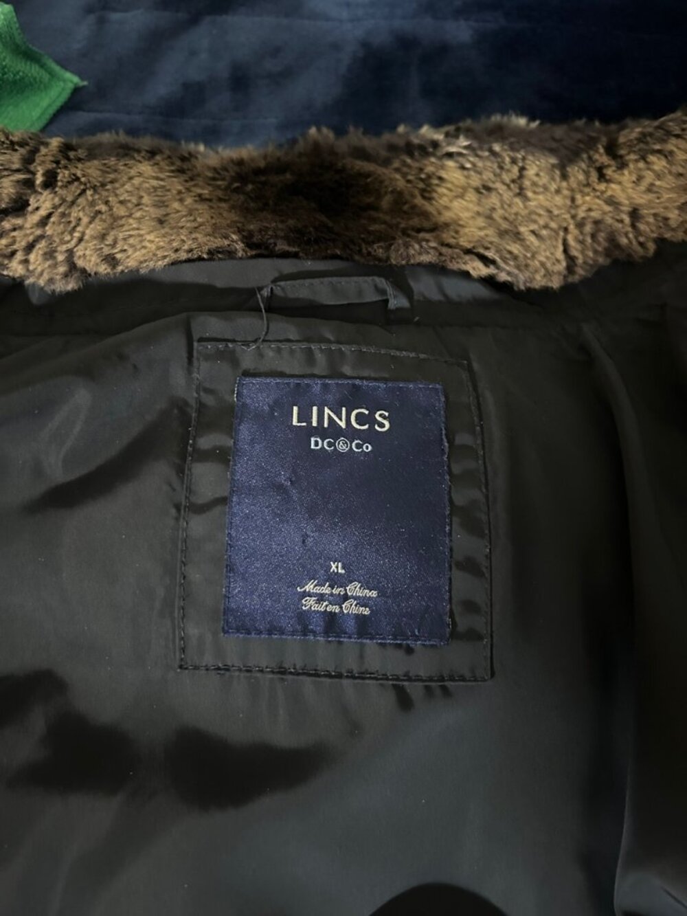 LINCS DC & Co Puffer Jacket - Picture 3 of 5